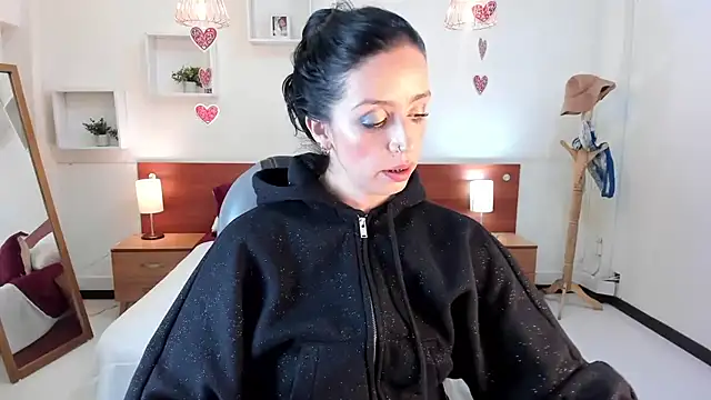 Kristen Garner online show from 02/20/25, 12:19
