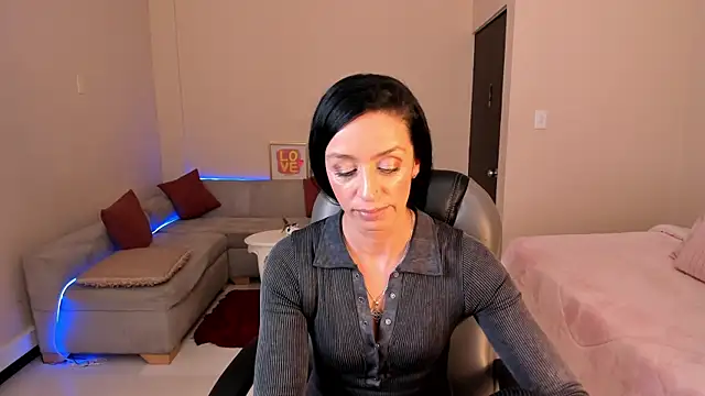 Kristen Garner online show from 06/10/26, 08:32