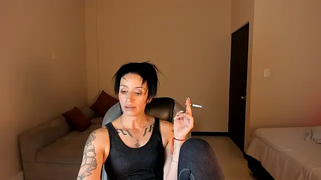 Kristen Garner online show from 02/16/26, 08:40