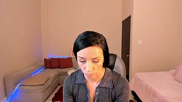 Kristen Garner online show from 06/05/26, 08:25