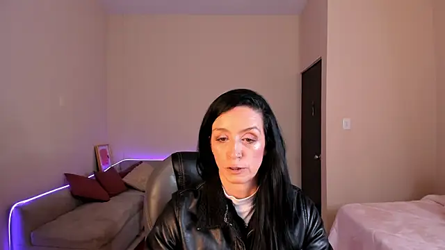 Kristen Garner online show from 06/18/26, 07:30