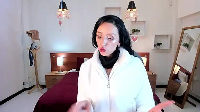Kristen Garner online show from 02/14/25, 09:10
