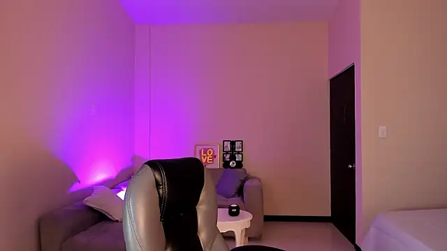 Kristen Garner online show from 02/04/26, 08:04