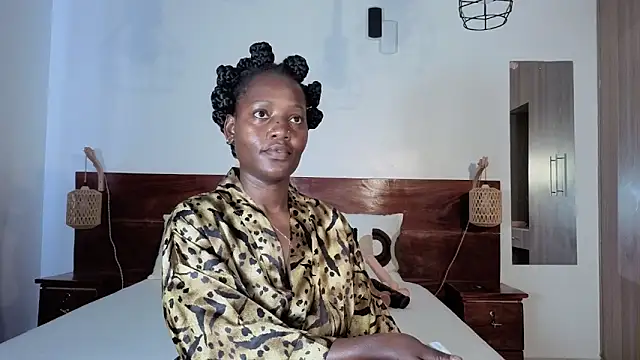 Snapshot of Elegant_Ebony chatting on 03/31/26, 07:43 Elegant Ebony online show from 03/31/26, 07:43