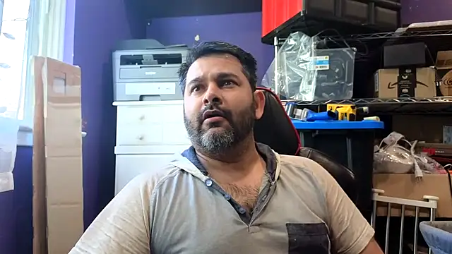 Snapshot of Sakhtlaundaz chatting on 05/12/26, 02:12 Sakhtlaundaz online show from 05/12/26, 02:12