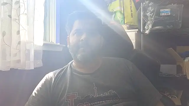Snapshot of Sakhtlaundaz chatting on 06/01/26, 12:49 Sakhtlaundaz online show from 06/01/26, 12:49