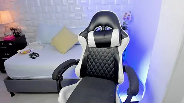 anny rouse24 online show from 04/02/26, 02:30