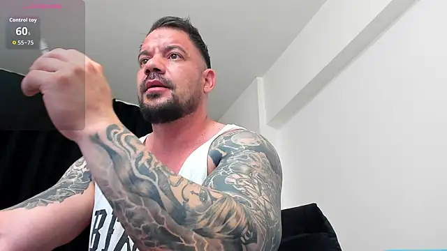 musclemonster31 online show from 05/20/26, 11:02