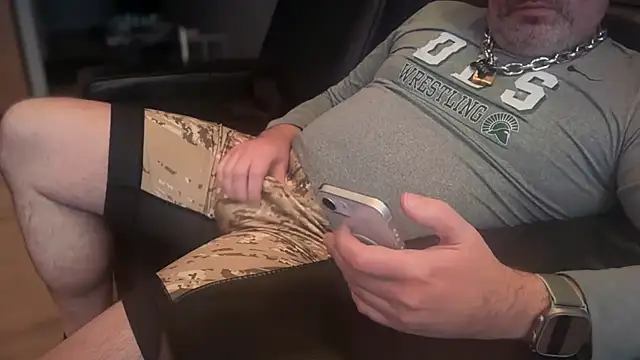 Pup Rush online show from 04/15/26, 01:33