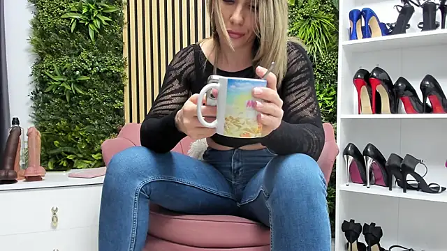 sweetcherry30 online show from 03/25/26, 07:08