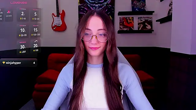 Snapshot of Lexi_Split chatting on 06/15/26, 01:39 Lexi Split online show from 06/15/26, 01:39