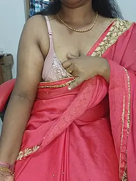 Snapshot of Malluivaniya chatting on 12/05/25, 06:45 Malluivaniya online show from 12/05/25, 06:45