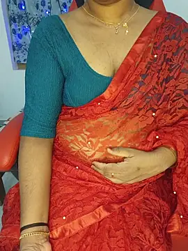 Snapshot of Malluivaniya chatting on 06/17/26, 06:46 Malluivaniya online show from 06/17/26, 06:46