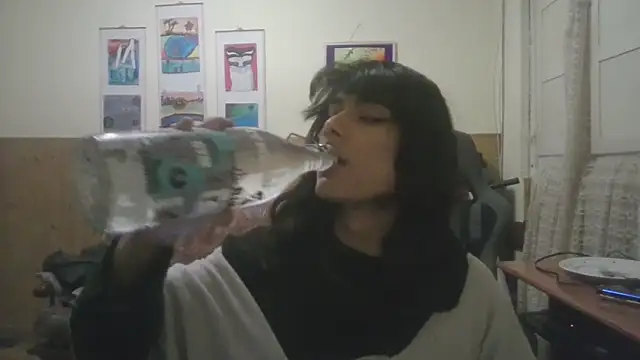 calliemaggotbone online show from 11/17/25, 06:50