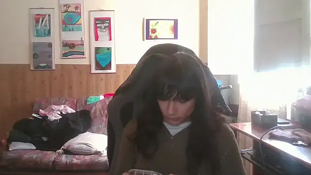 calliemaggotbone online show from 11/26/25, 01:44