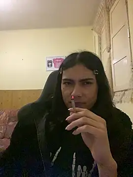 calliemaggotbone online show from 04/15/26, 07:51