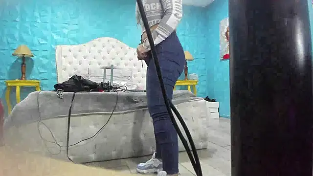  BrendaMichel  online show from 01/09/26, 05:09