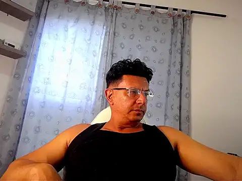 pedropicapi online show from 11/30/25, 07:14