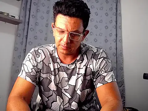 pedropicapi online show from 11/05/25, 02:36