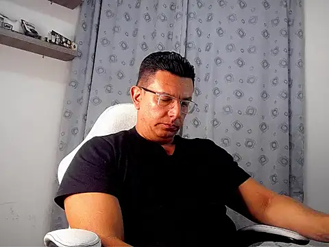 pedropicapi online show from 12/16/25, 11:31