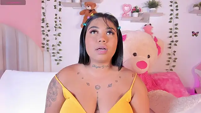 Emily restrepo online show from 04/10/26, 04:08