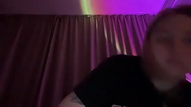 Isabel-Bailey online show from 03/28/26, 09:05