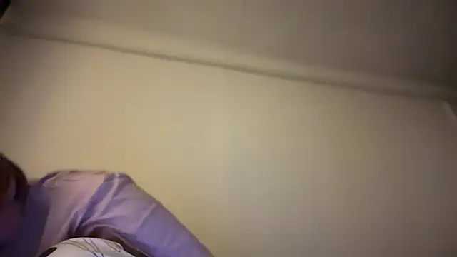 Isabel-Bailey online show from 11/29/25, 09:04