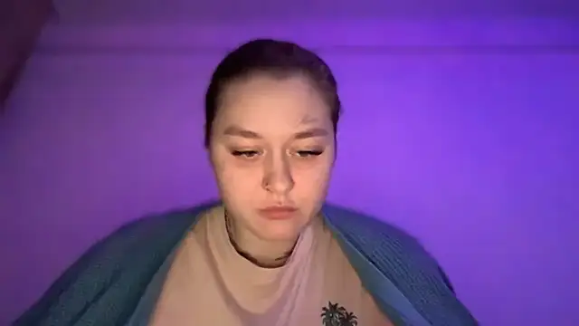 Isabel-Bailey online show from 11/07/25, 08:02