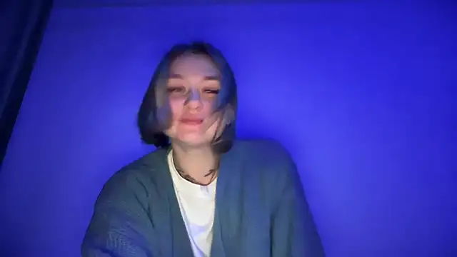 Isabel-Bailey online show from 10/31/25, 09:00