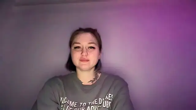 Isabel-Bailey online show from 11/18/25, 09:07