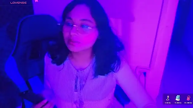 Cuteprincess21 online show from 02/19/26, 01:46