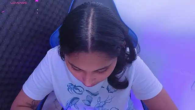 Cuteprincess21 online show from 02/18/26, 01:47