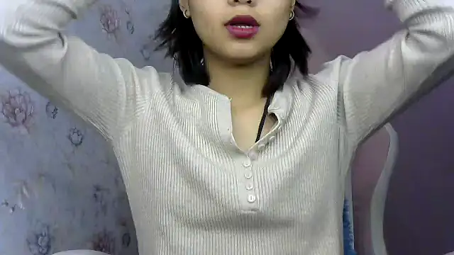 cute sapna online show from 03/18/25, 10:58