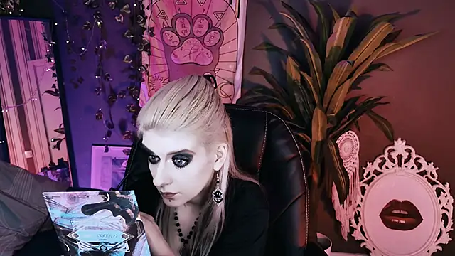 Snapshot of Noah_ElmerX chatting on 05/15/26, 05:11 Noah ElmerX online show from 05/15/26, 05:11