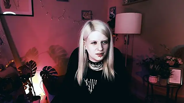 Noah ElmerX online show from 10/25/25, 09:48