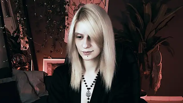 Noah ElmerX online show from 11/10/25, 10:26