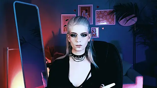 Noah ElmerX online show from 10/15/25, 03:20