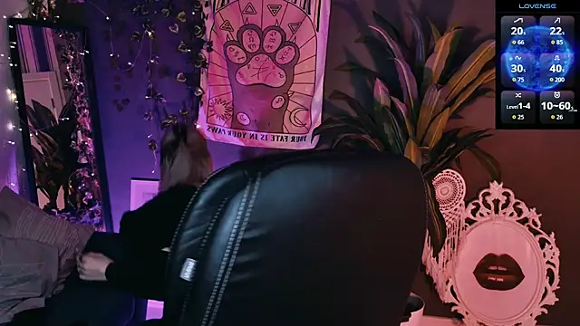 Noah ElmerX online show from 04/14/26, 03:17