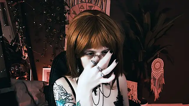 Noah ElmerX online show from 11/10/25, 12:37