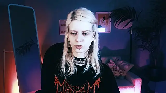 Noah ElmerX online show from 11/08/25, 04:21