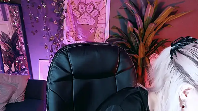 Noah ElmerX online show from 04/05/26, 02:02