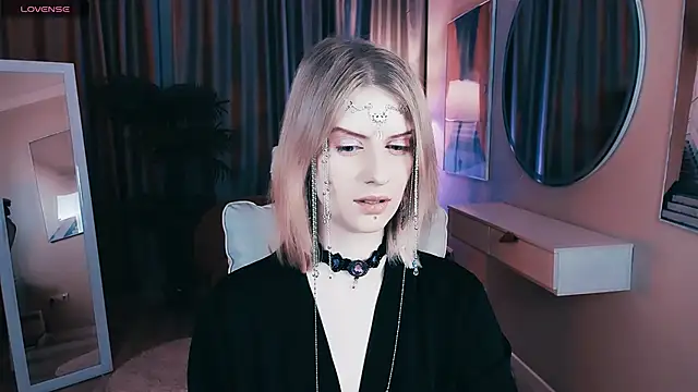Noah ElmerX online show from 03/11/25, 05:02