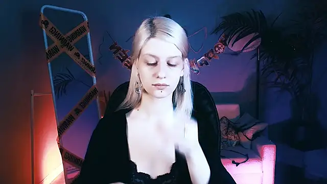 Noah ElmerX online show from 11/01/25, 09:19