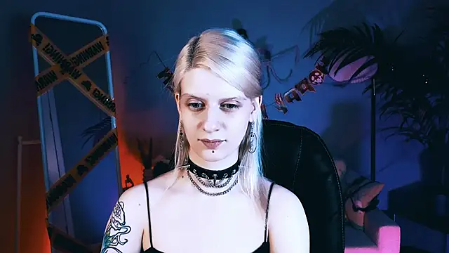 Noah ElmerX online show from 10/27/25, 05:14