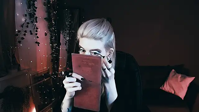 Noah ElmerX online show from 09/24/25, 09:54