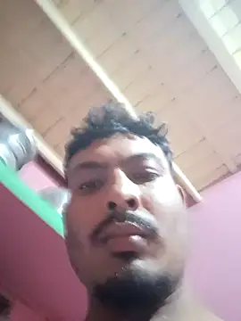 imrandidar22 online show from 10/03/25, 07:48