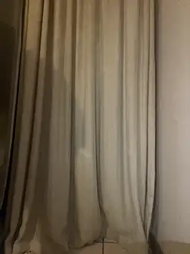 Snapshot of YesTheSexiest chatting on 10/11/25, 11:50 YesTheSexiest online show from 10/11/25, 11:50