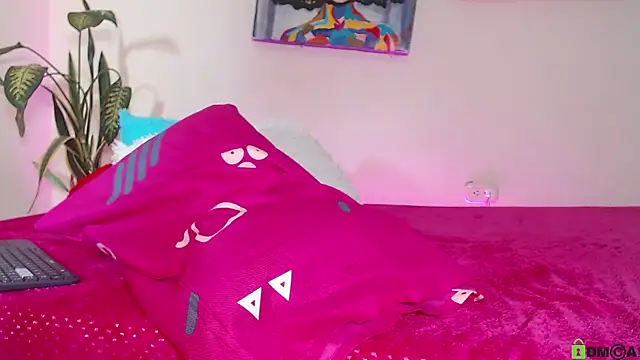 natasha jm online show from 10/23/25, 11:36