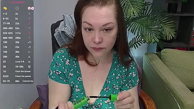 CutieGinger online show from 11/01/25, 06:13