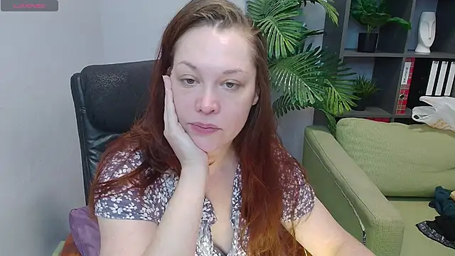 CutieGinger online show from 09/26/25, 11:50